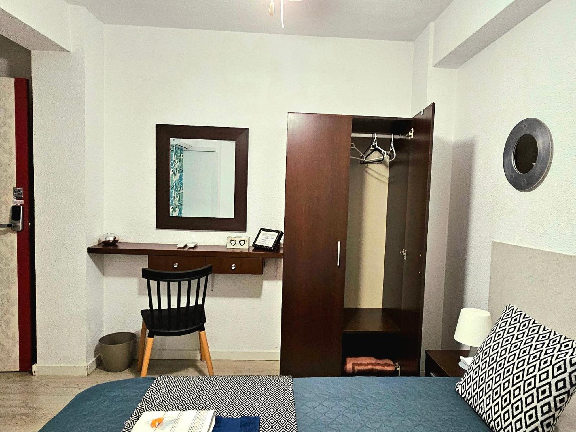Centric Rooms Mercado Alicante Bilik gambar